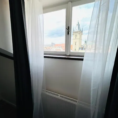Aparthotel Zelezna - Old Town View